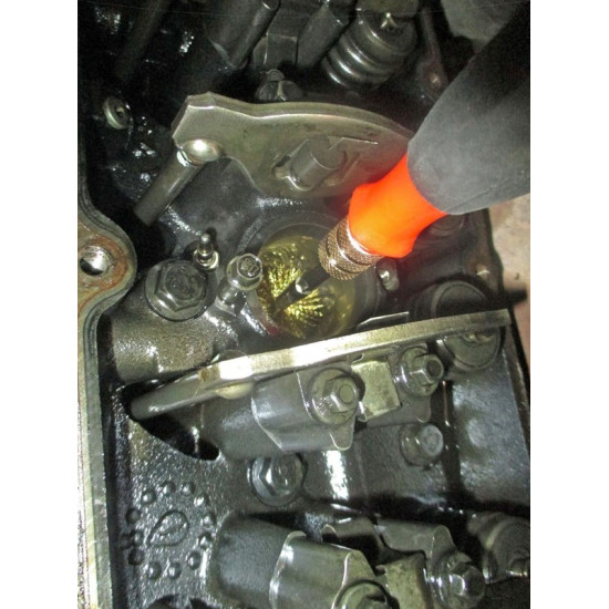 JOGO PARA LIMPAR CAMARA DE INJETORES DIESEL - 26 PCS