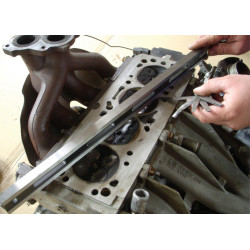 Régua retificada para verificar empenos 600mm tolerância 0.05mm Régua retificada para verificar empenos 600mm tolerância 0.05mm